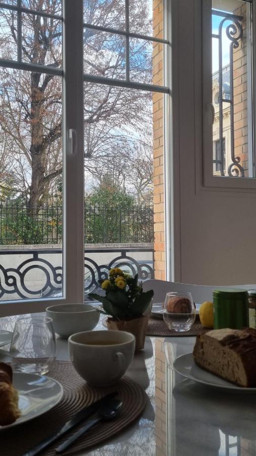 Ferienwohnung Au 53, Sous Le Chartil Reims Exterior foto