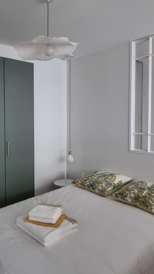 Ferienwohnung Au 53, Sous Le Chartil Reims Exterior foto